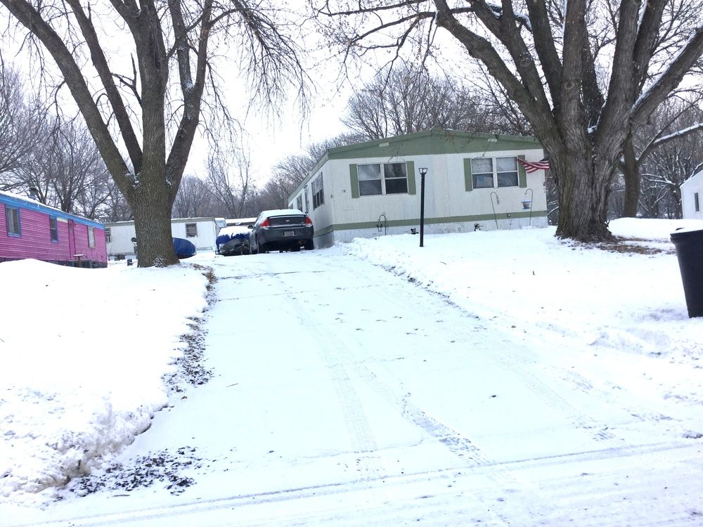 Villa Village: 2404 N 8th St, Red Oak, IA 51566